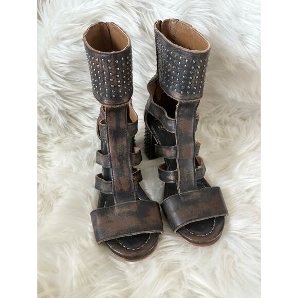 FREEBIRD BY STEVEN Zelda Studded Leather Sandals 7 - Picture 4 of 12